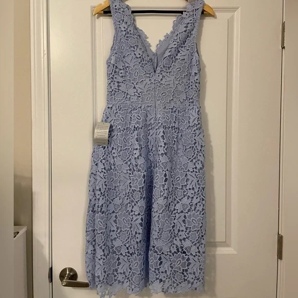NWT Astr The Label Periwinkle blue floral cutouts midi dress - Picture 5 of 6